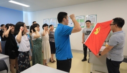 重温入党誓词 牢记初心使命--附属医院开展庆祝中国共产党成立100周年主题活动