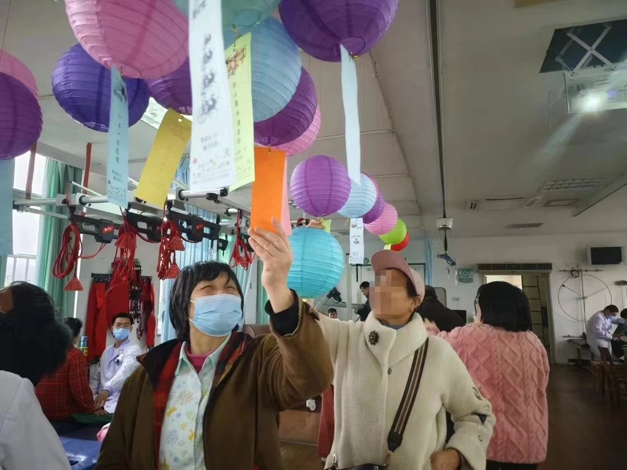 康复医学科开展元宵节游园活动
