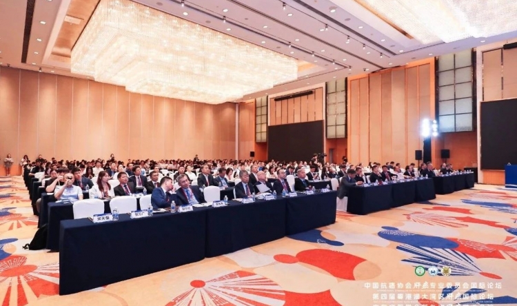 桂林医科大学一附院肝胆胰外科专家团队亮相中国抗癌协会肝癌专业委员会国际论坛