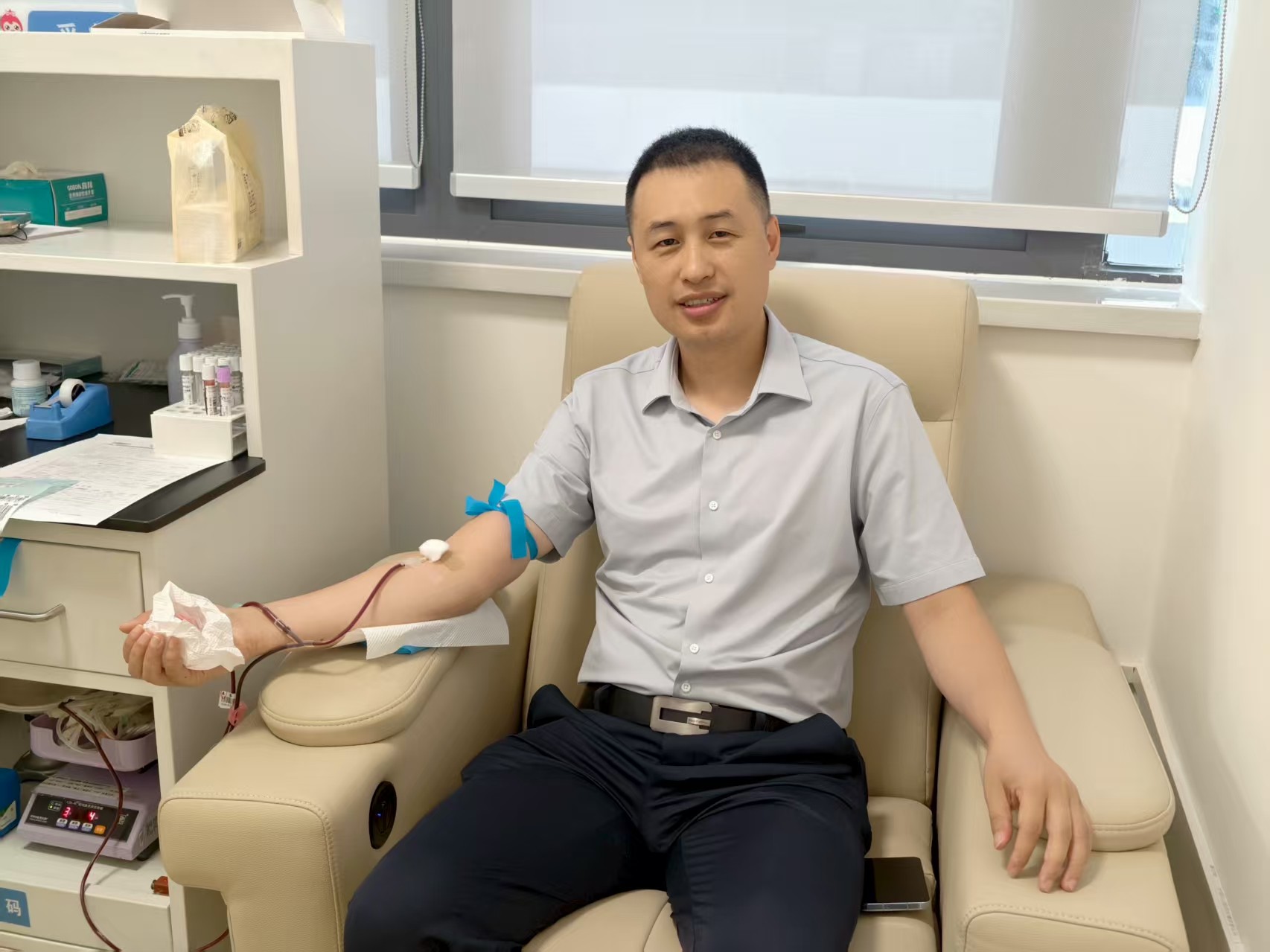 桂林医科大学第一附属医院开展无偿献血活动：45人献血14200毫升！