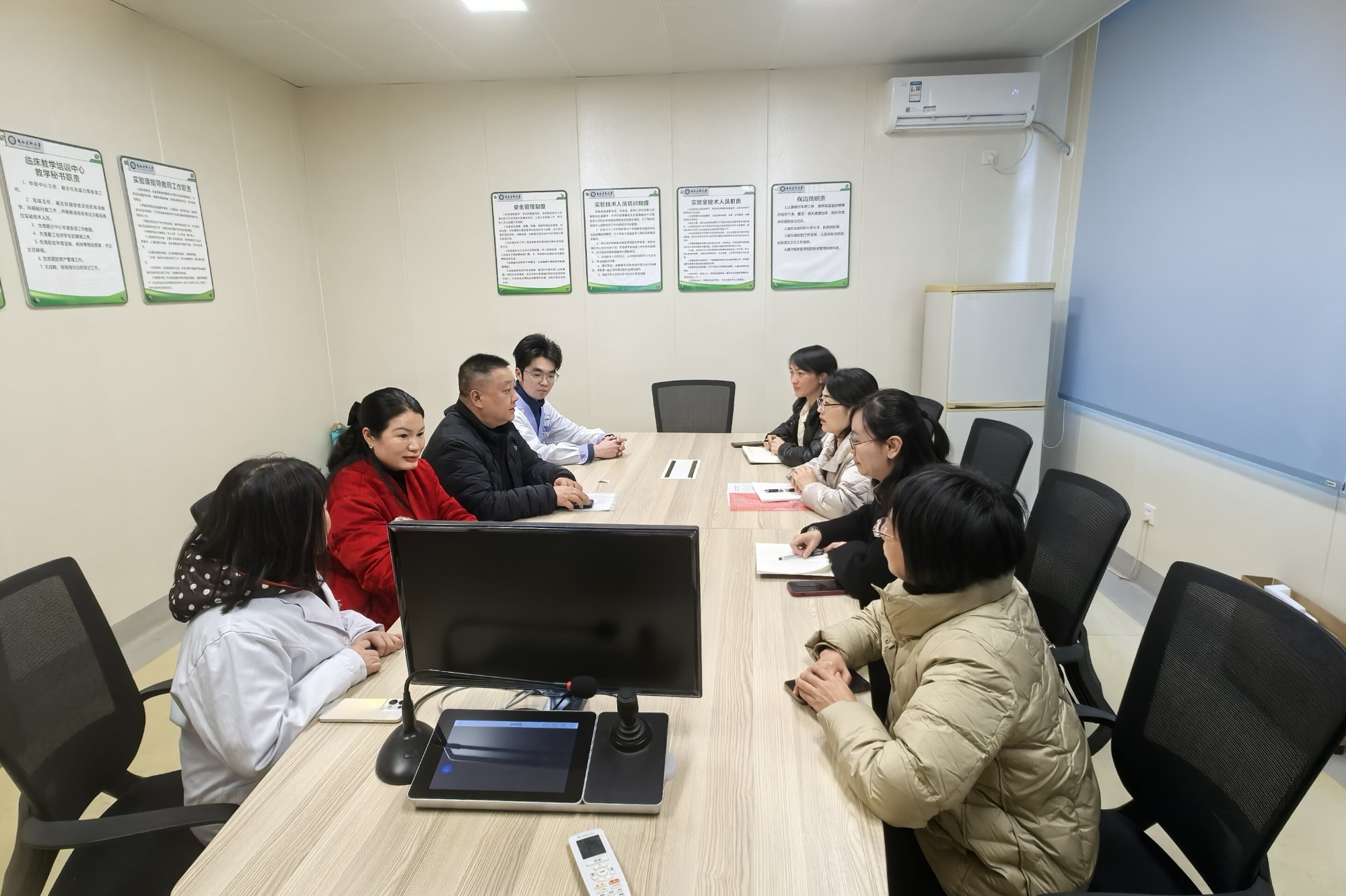 校院携手，共筑学生心理健康 ——桂林医科大学学生工作部与第一附属医院心理医学科召开专题合作座谈会