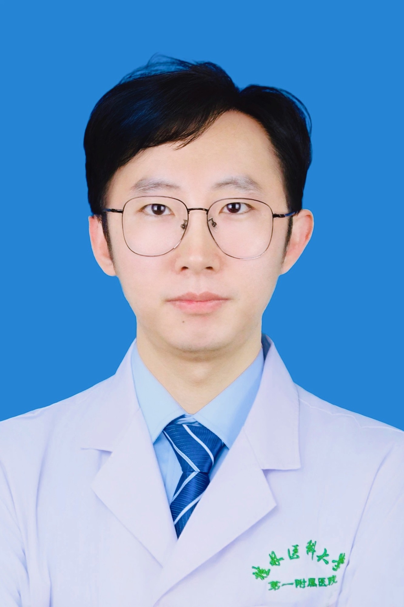 王亮亮