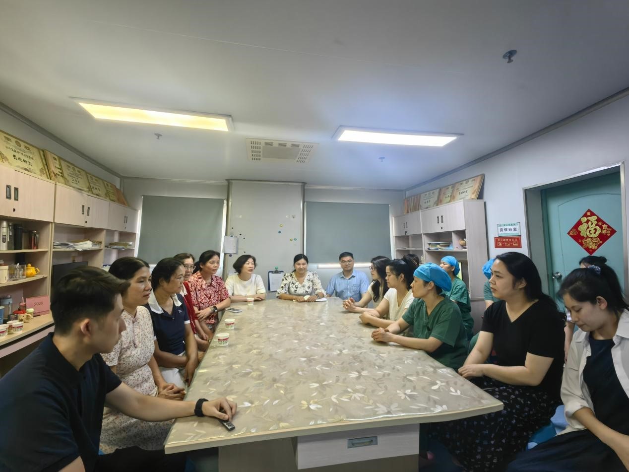 我院手术室团队赴恭城县人民医院开展交流指导